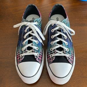Converse Digital Daze Platform Chuck Taylor All Star Women's Sneakers